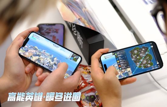 《高能英雄》暖冬进圈 Apple 授权专营店主题活动正在火热进行中！